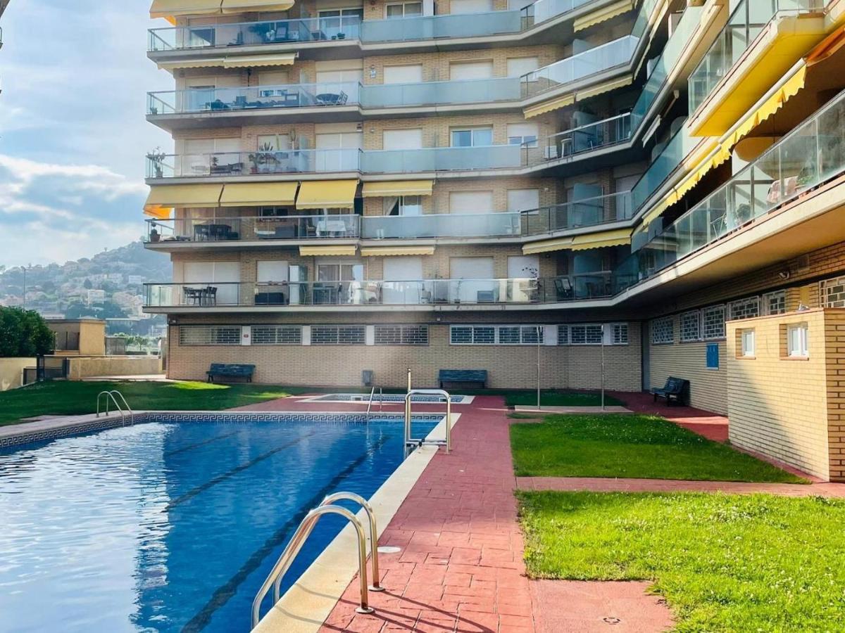 Reconnectar Malgrat De Mar Colom I Apartment Exterior photo