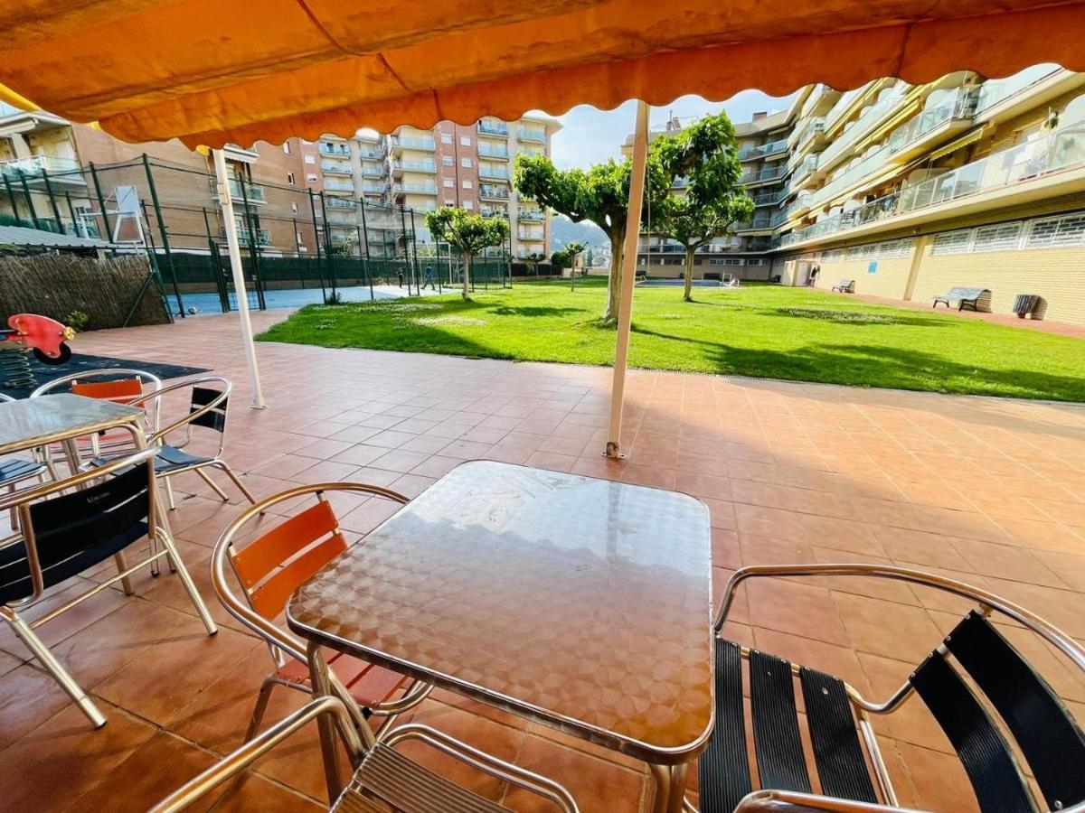 Reconnectar Malgrat De Mar Colom I Apartment Exterior photo
